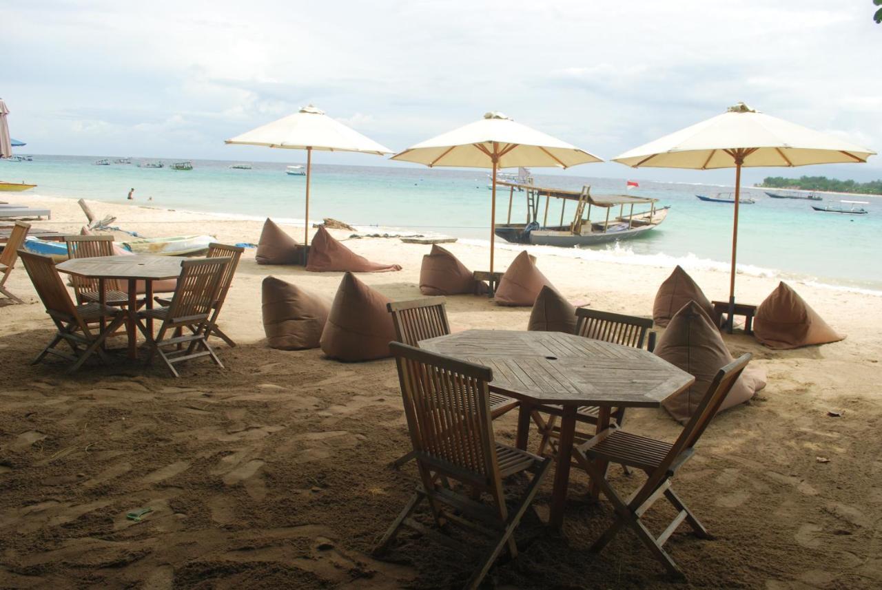 Gili Smile Bungalow กีลีตราวางัน ภายนอก รูปภาพ