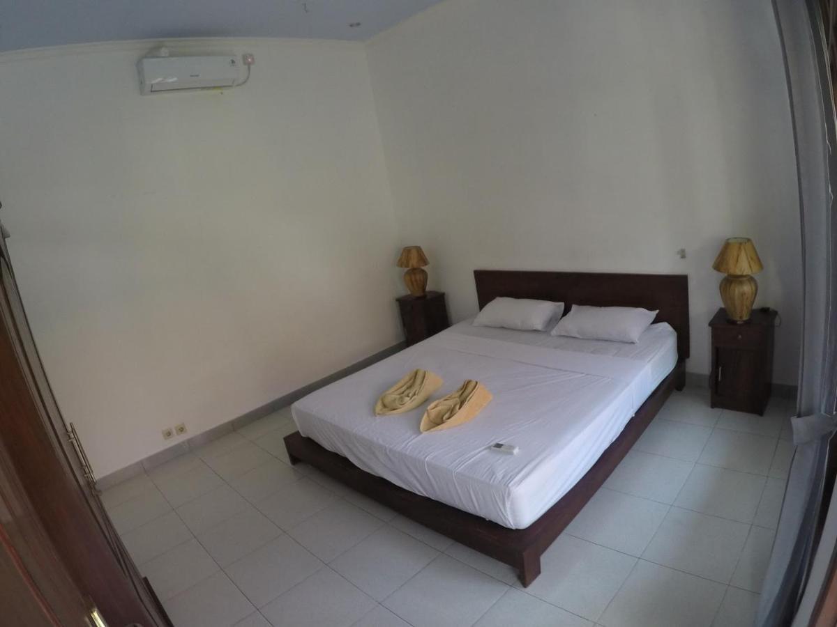 Gili Smile Bungalow กีลีตราวางัน ภายนอก รูปภาพ
