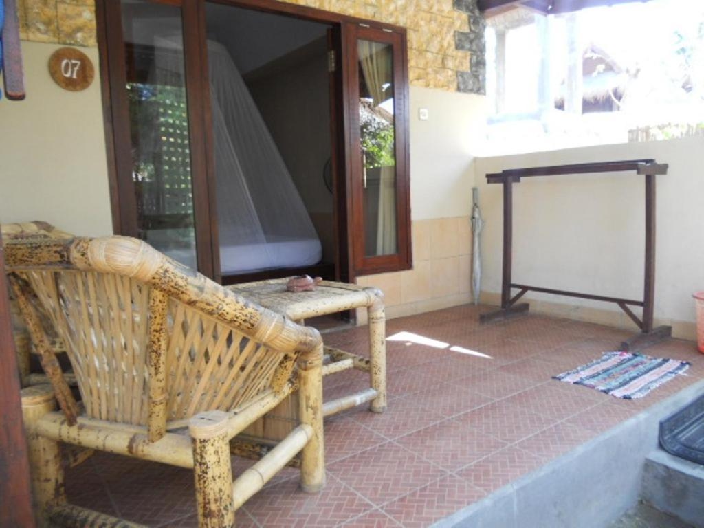 Gili Smile Bungalow กีลีตราวางัน ห้อง รูปภาพ
